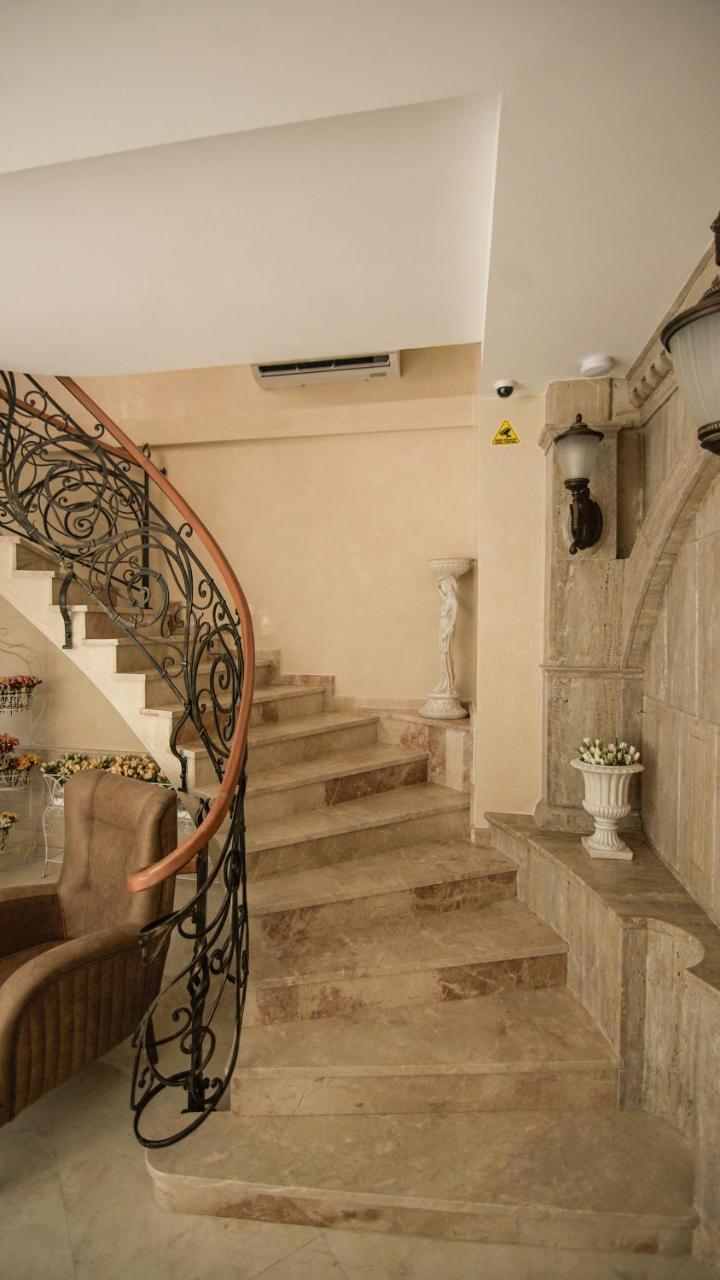 Hotel Juralius Тбилиси Экстерьер фото