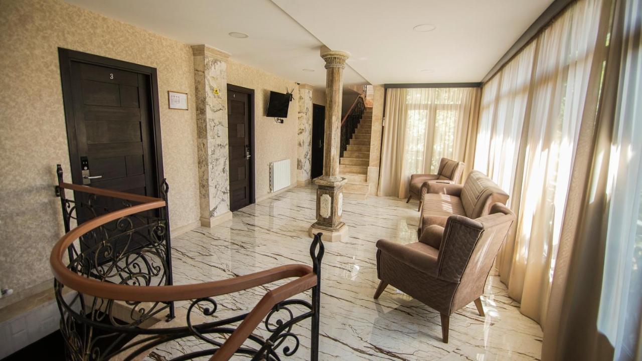Hotel Juralius Тбилиси Экстерьер фото